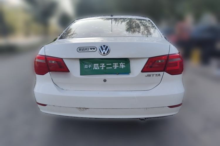 Used Volkswagen Jetta 2015 1.6L Manual Fashion Edition