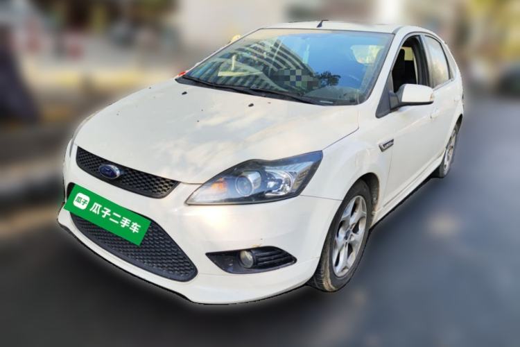 Used Ford Focus 2014 Hatchback Classic 1.8L Manual in Cool White Collector's Edition