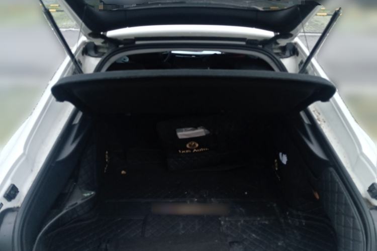 Used Volkswagen Lamando 2023 Lavida L 280TSI DSG Spicy Edition Trunk