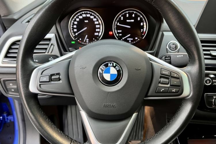 Used BMW 1 Series 2017 118i Sport Edition Interior 2