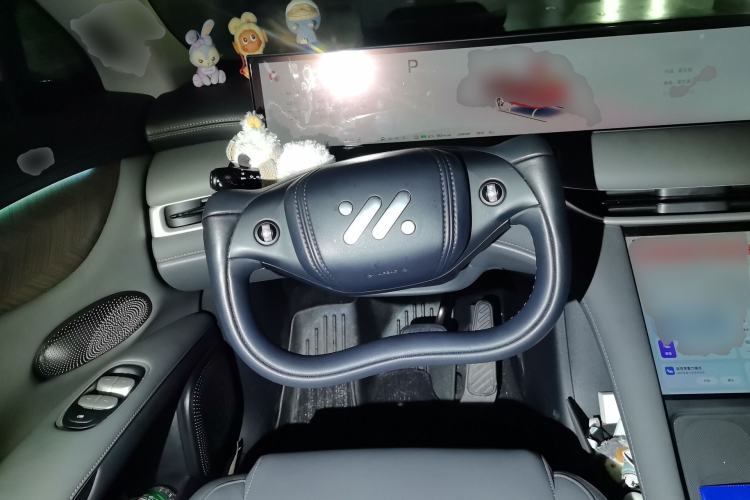 Used IM LS6 2025 Long-Range Lingxi Smart Enjoyment Edition Steering Wheel