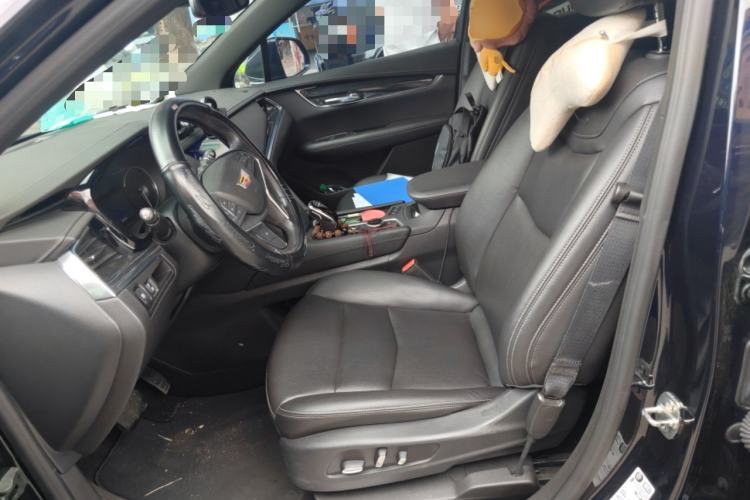 Used Cadillac XT5 2021 2.0T Two-Wheel Drive Luxury Version Left Front Seat