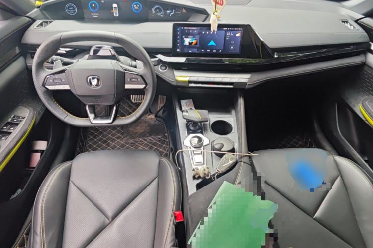 Used CHANGAN UNI-V 2022 1.5T Sport Edition