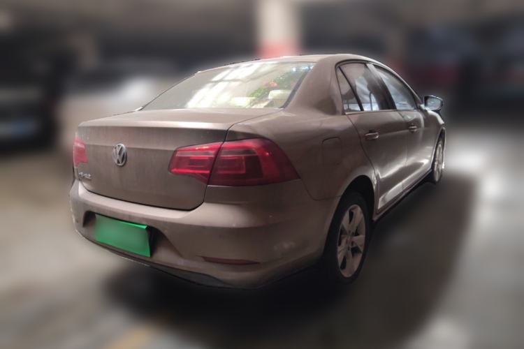 Used Volkswagen Bora 2014 1.6L Manual Comfort Model Rear Right 45 Deg