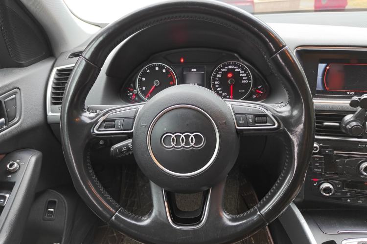 Used Audi Q5 2015 40 TFSI Technology Edition
