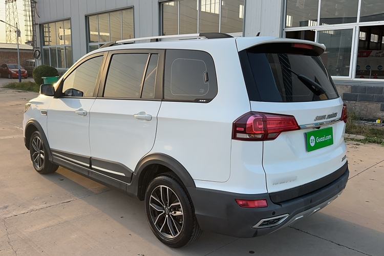 Used SWM X3 2020 1.5L Manual Value Edition 7 Seats
