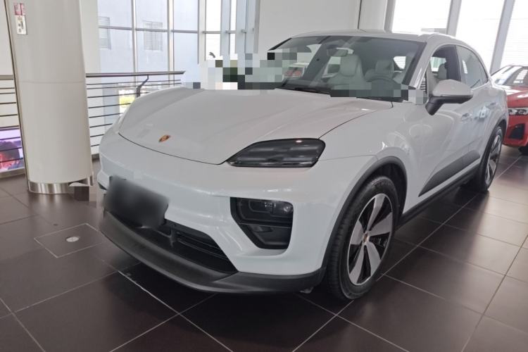 Used Porsche Macan 2024 Macan 4