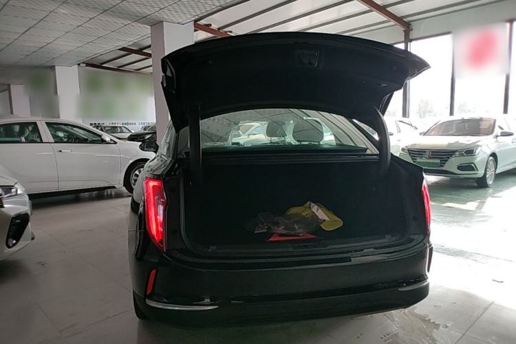 Used Hongqi E-QM5 2022 431 km Charge & Enjoy Edition
