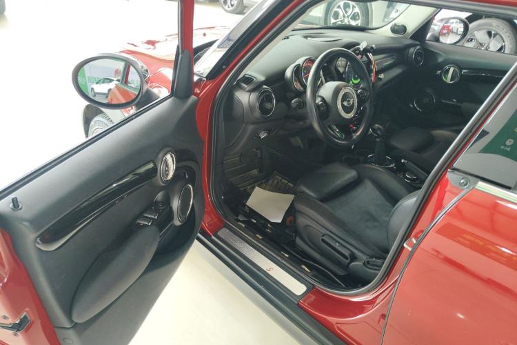 Used MINI MINI 2015 2.0T COOPER S Five-Door Edition