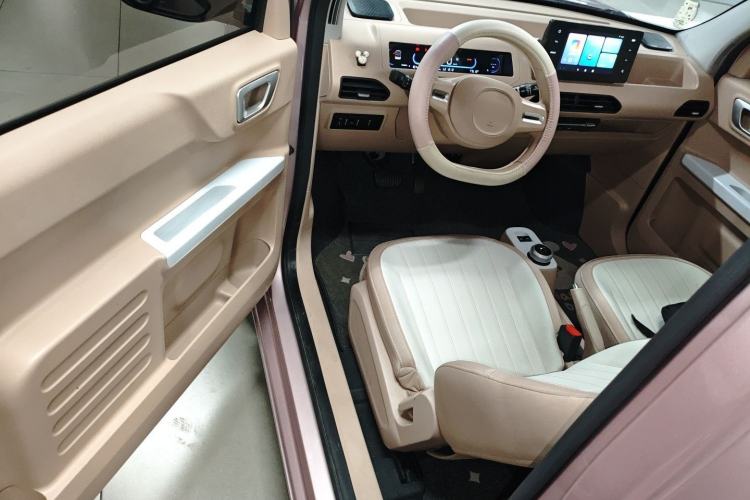 Used Geely Galaxy Panda 2023 Panda Mini 200km Dynamic Bear Driver Seat