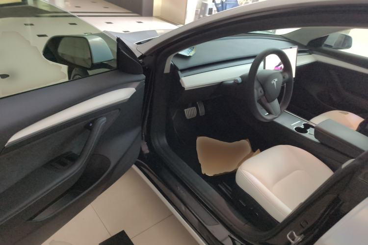 Used Tesla Model 3 2022 Performance High-Performance All-Wheel-Drive Version
