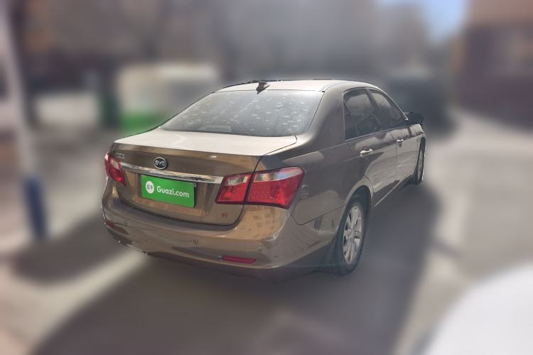 Used BYD G6 2012 1.5TI Manual Luxury Edition
