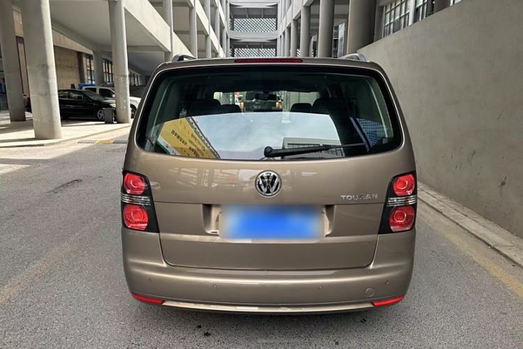 Used Volkswagen Touran 2015 1.4T Manual Comfort Edition 5-Seater