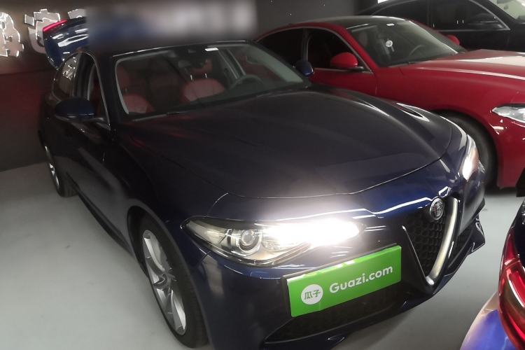 Used Alfa Romeo Giulia 2020 2.0T 280HP Luxury Edition
