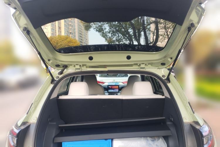 Used Geely Galaxy Geome 2025 410 km Free Version