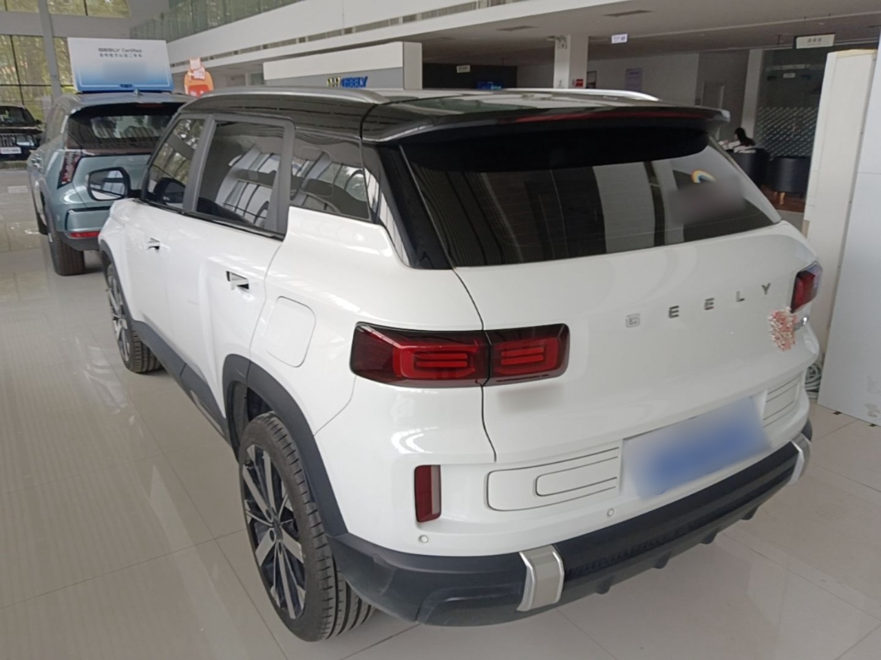 Geely Auto icon 2025 Linglong 1.5TD Ruyi Edition — снимка 4