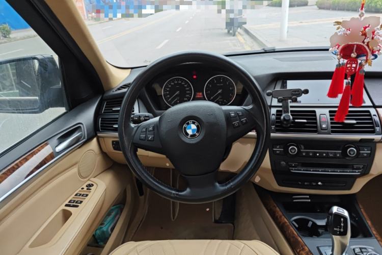 Used BMW X5 2011 xDrive35i Leading Model