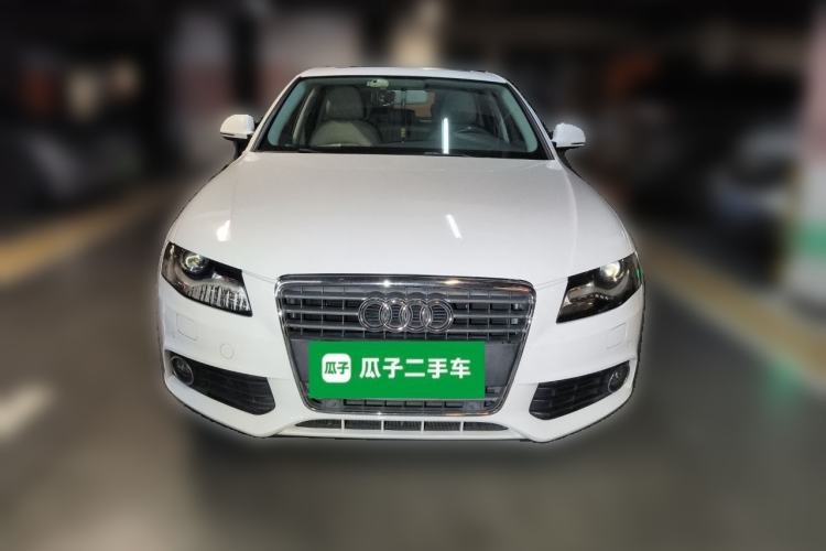 Used Audi A4L 2012 2.0 TFSI automatic Comfort trim level Front