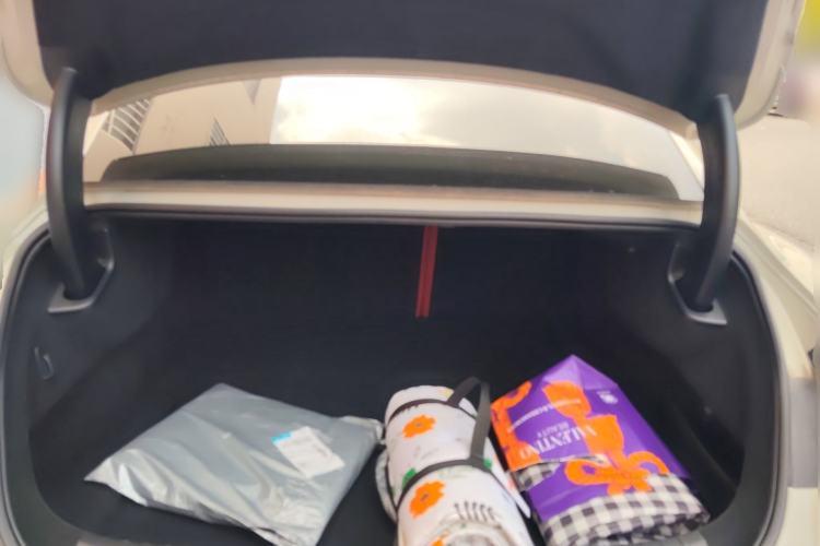 Used Xiaomi Auto SU7 2024 Four-Wheel Drive Ultra-Long Range Advanced Intelligent Driving Max Edition