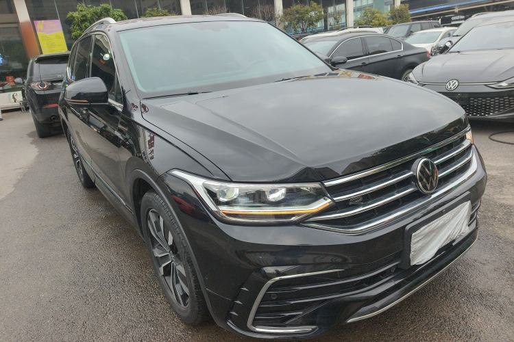 Used Volkswagen Tiguan L 2024 330TSI Automatic Two-Wheel Drive R-Line Enhanced Edition Exterior 1