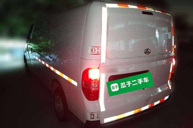 Used SAIC MAXUS EV30 2022 Pure-Electric Smart Logistics Expert with Long Wheelbase Guoxuan
