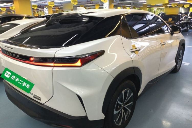 Used Lexus RZ 2023 450e All-Wheel-Drive Long-Range Version Rear Right 45 Deg