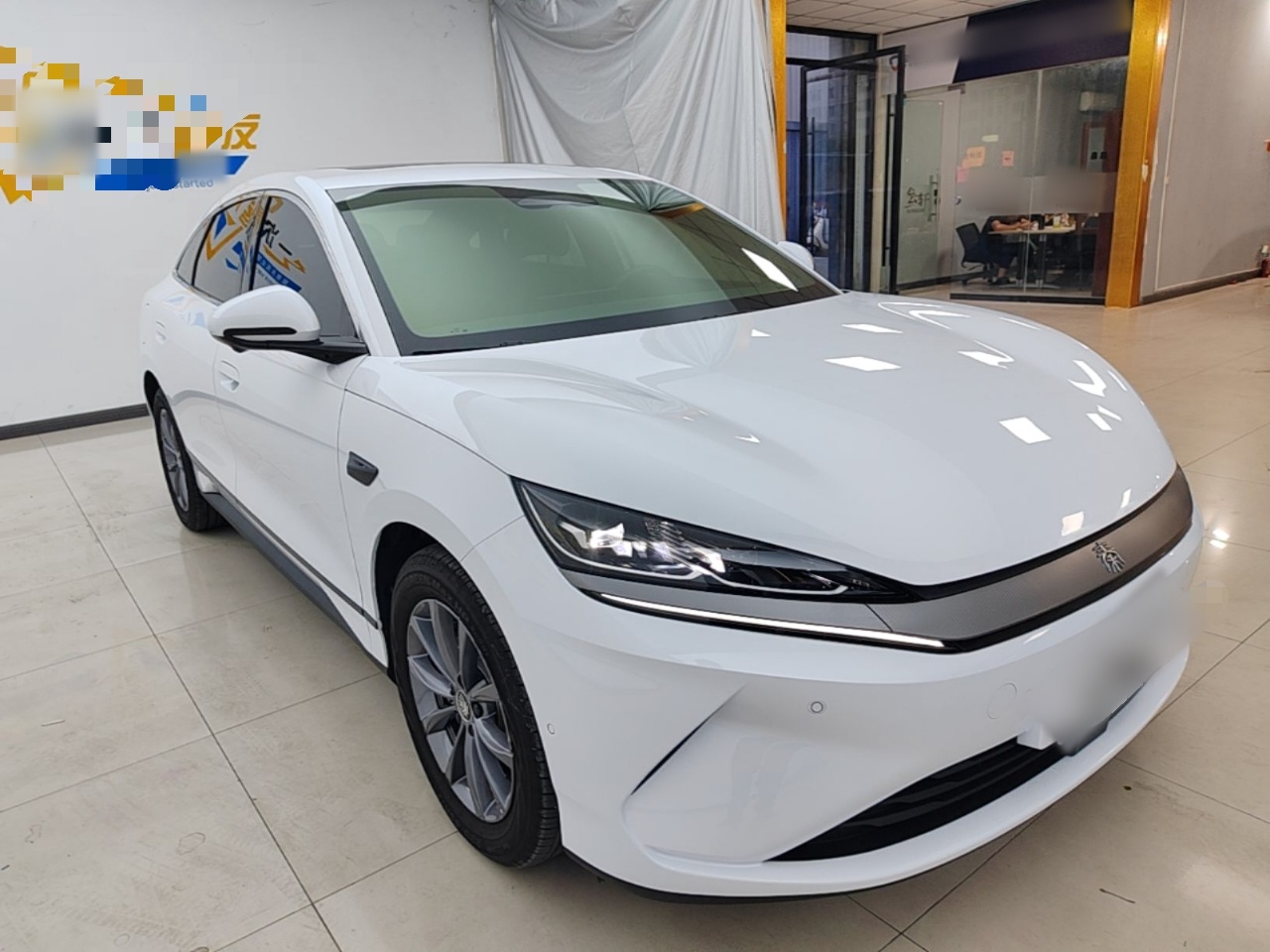 BYD Qin L 2025 EV 545KM Beyond Version — снимка 3
