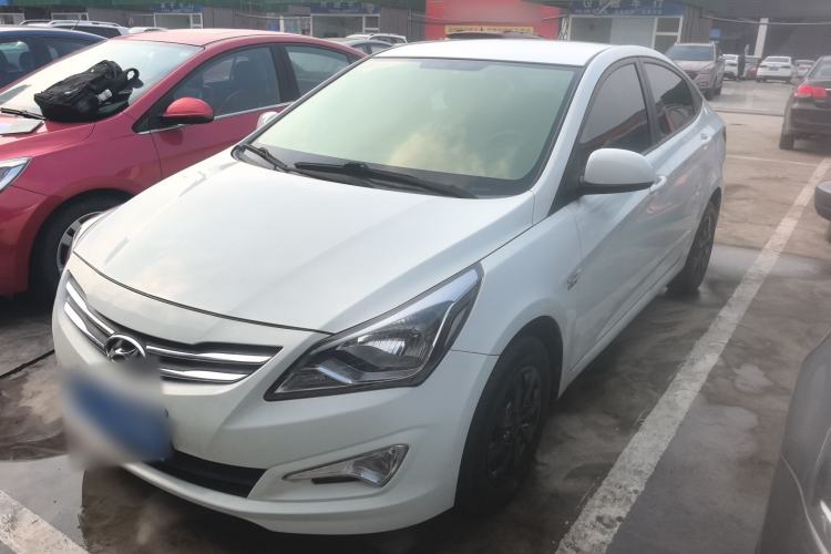 Used Hyundai Verna (older generation) 2014 1.4L Manual Smart GLS Trim