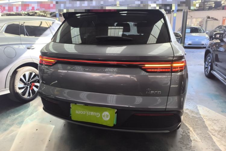 Used BYD Song Pro New Energy 2024 HONOR Edition DM-i 71KM Navigation Model
