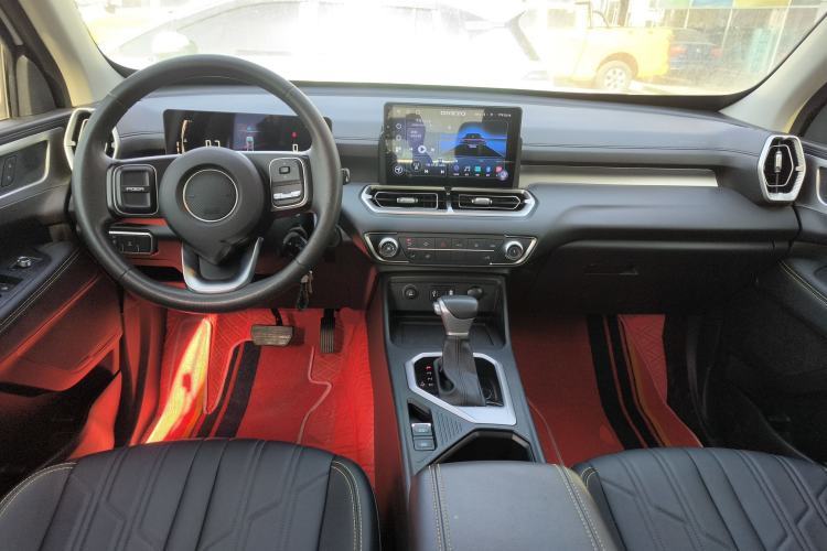 Used Great Wall King Kong Poer 2023 2.0T Automatic Gasoline Two-Wheel-Drive Elite Version Flatbed GW4C20C Interior 2