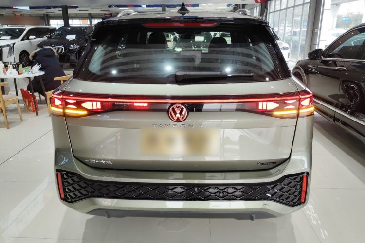 Used Volkswagen Tayron 2025 Tiguan L 380TSI 4Motion Luxury Easy Package Rear