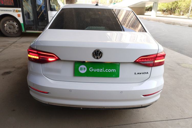 Used Volkswagen Lavida 2019 1.5L Automatic Fashion Edition China VI Rear