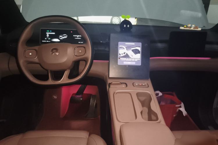 Used Nio ES6 2024 75 kWh
