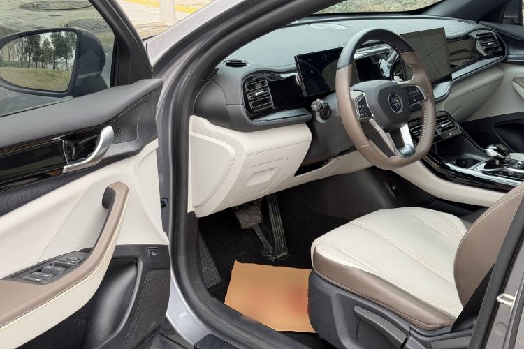 Used BYD Qin PLUS 2024 HONOR Edition DM-i 55KM Leading Model