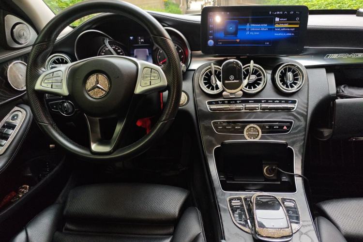 Used Mercedes-Benz C-Class 2016 C 200 L Sport Edition Center Console