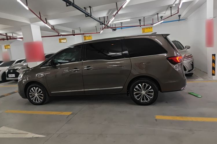 Used Buick GL8 2022 Land Cruiser Executive Class 652T Smart Luxury Model