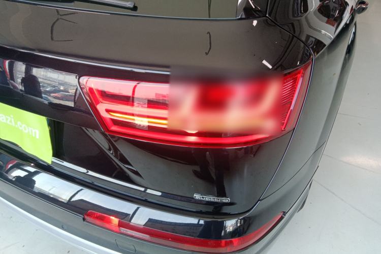 Used Audi Q7 2019 45 TFSI Comfort Model