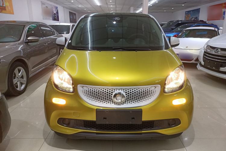 Used smart forfour 2016 1.0L 52 kW Passion Edition
