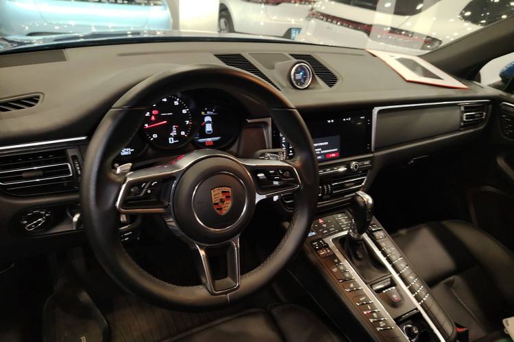 Used Porsche Macan 2018 Macan 2.0T