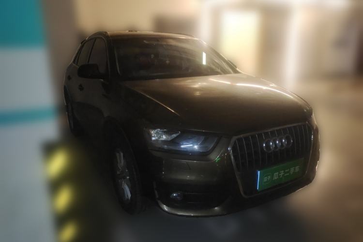 Used Audi Q3 2013 35 TFSI Ambition Edition Front Right 45 Deg