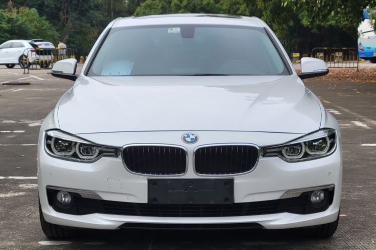 Used BMW 3 Series 2017 320Li Fashion Model
