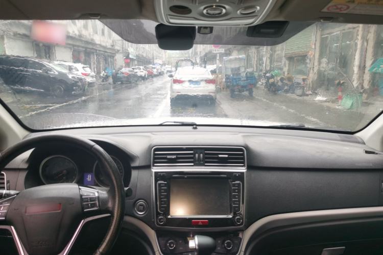 Used Haval H6 2015 Sport Edition 1.5T Automatic Two-Wheel Drive Luxury Model Headliner