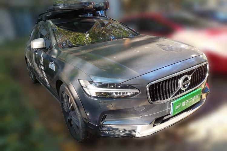 Used Volvo V90 2017 Cross Country T5 AWD Smart Range Edition