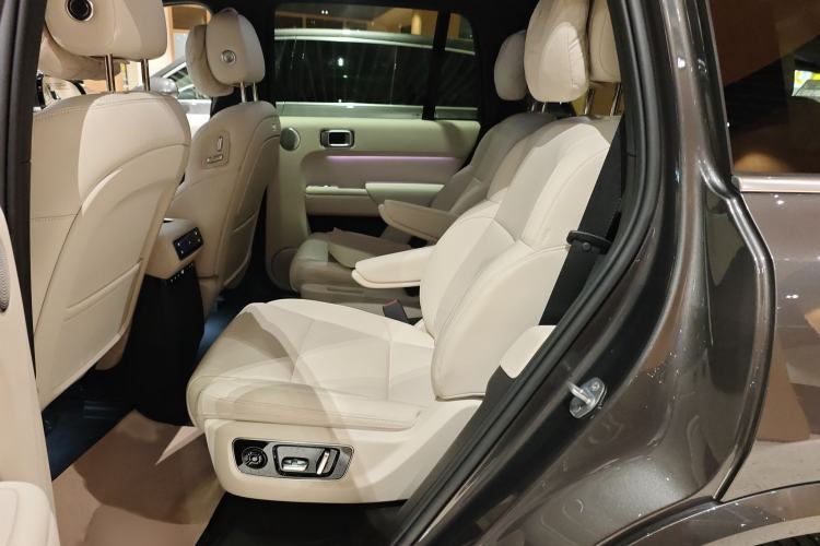 Used Li Auto L8 2024 Ultra Model
