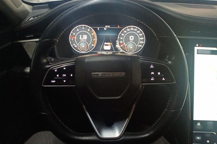 Used Venucia Star 2020 260T Automatic 48V Mild Hybrid Turbocharged Star Edition
