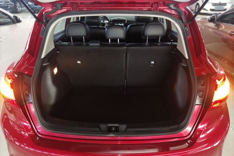 Used Nissan Tiida 2019 1.6L CVT Smart Drive Version China VI Standard Trunk