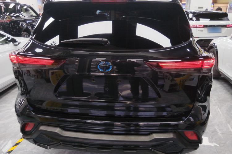 Used Toyota Highlander 2023 2.5L Smart Electric Hybrid Dual-Engine 4x4 Knight Edition 7 Seats