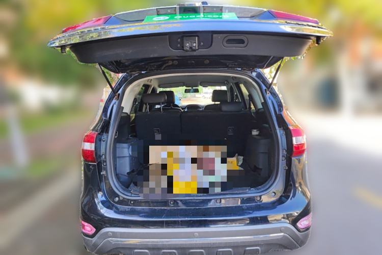 Used JMC Yusheng S350 2013 2.4T Automatic 2WD Diesel Luxury Edition 5 Seats