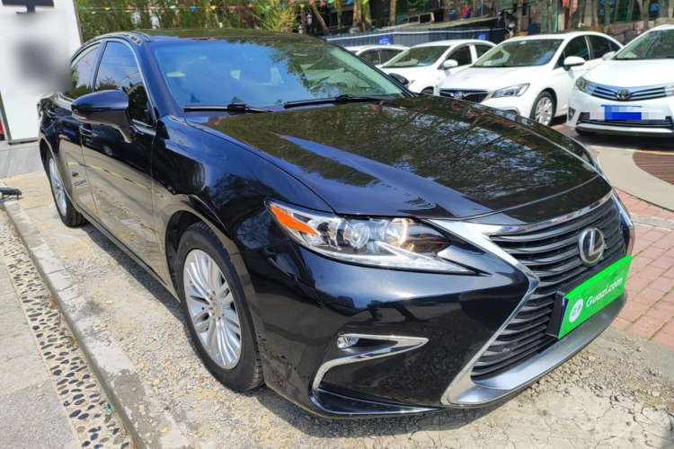 Used Lexus ES 2016 200 Midnight Special Limited Edition
