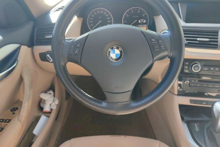 Used BMW X1 2012 sDrive18i Luxury Edition